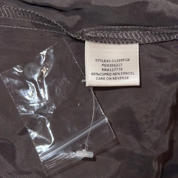 NWT Love stitch GREY BUTTON DOWN WAIST TIE TOP - Picture 6 of 6